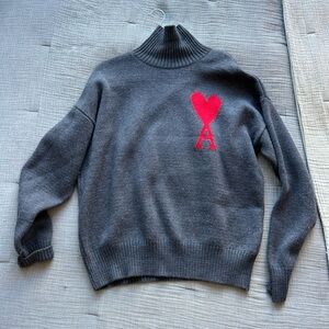 AMI oversized 100% virgin wool men’s sweater. Excellent condition